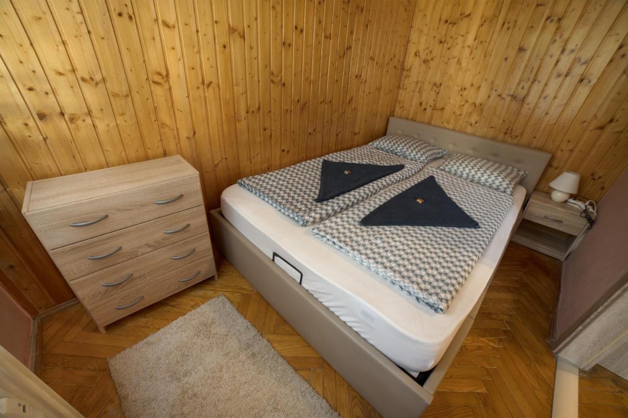 Koroesi Apartman Pětikostelí Exteriér fotografie