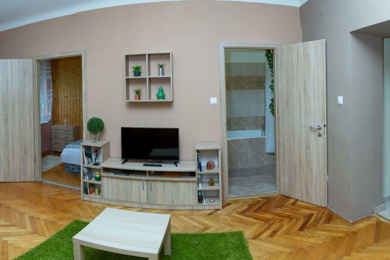 Koroesi Apartman Pětikostelí Exteriér fotografie
